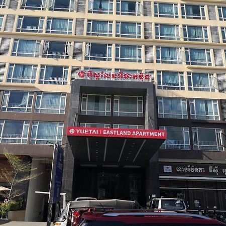 Eastland Hotel & Apartment Phnom Penh Exterior photo